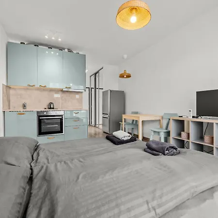 Daire Air Conditioned 1 Apartment, Slnecnice