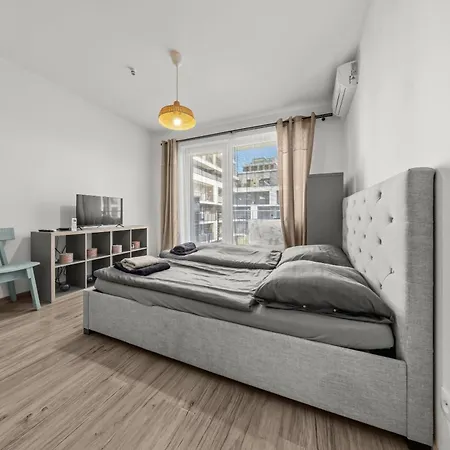 Air Conditioned 1 Apartment, Slnecnice * Братислава