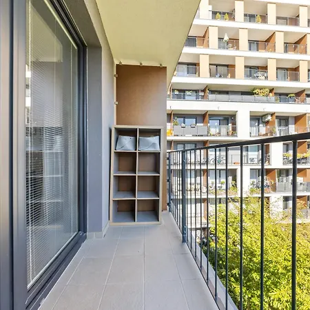 Air Conditioned 1 Apartment, Slnecnice Апартаменты Братислава